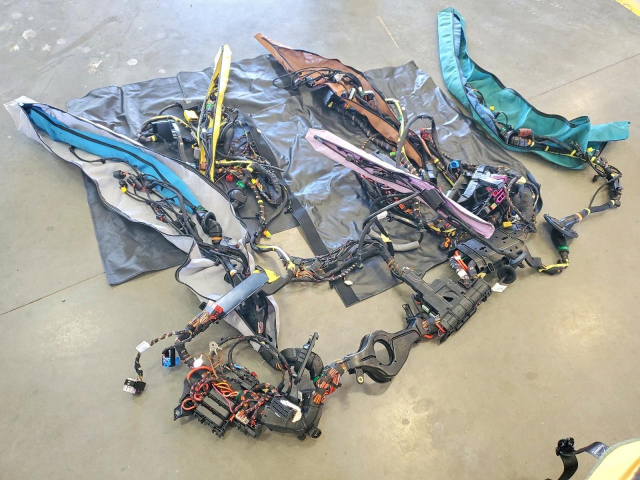 2000 PORSCHE Parts
