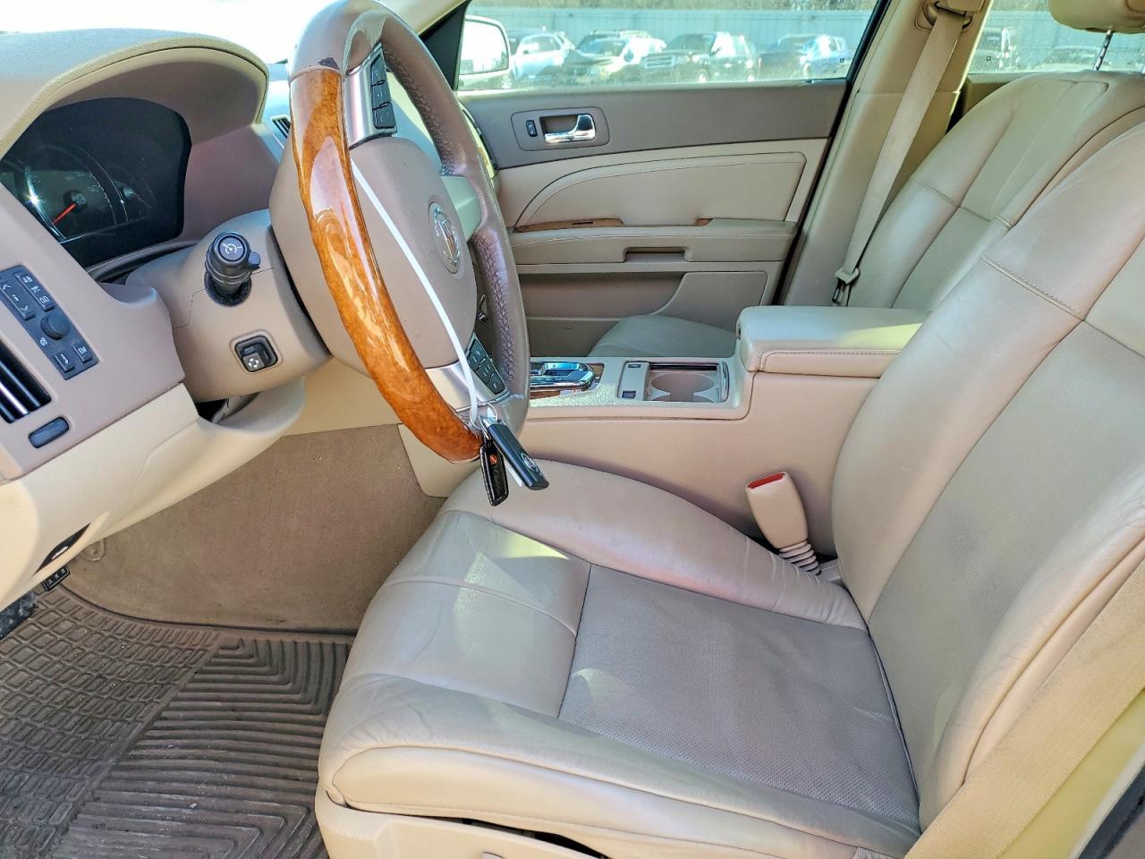 2009 CADILLAC STS