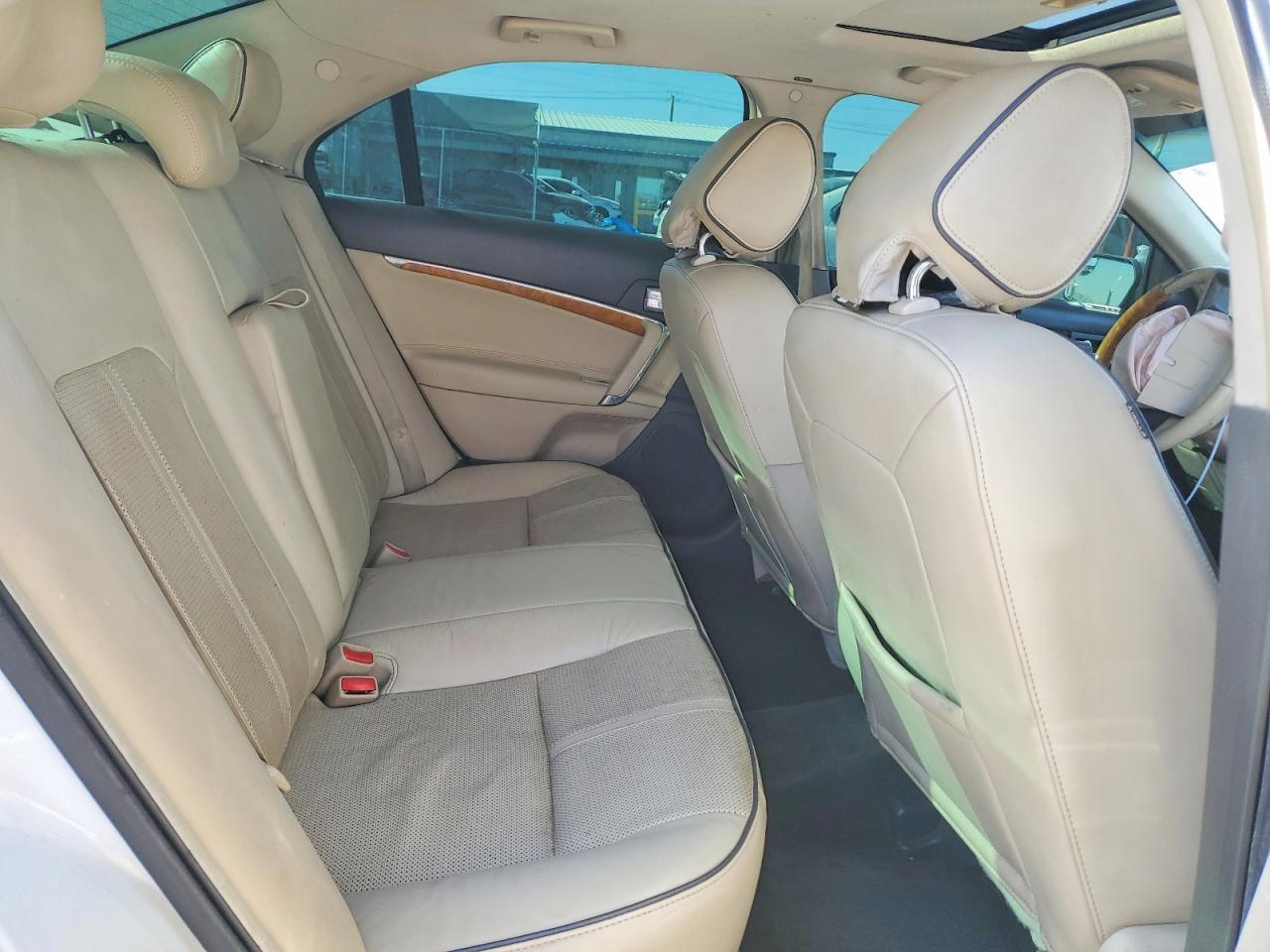 2012 LINCOLN MKZ