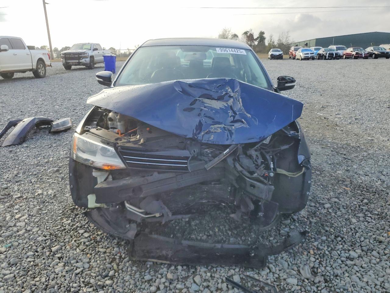 2013 VOLKSWAGEN JETTA