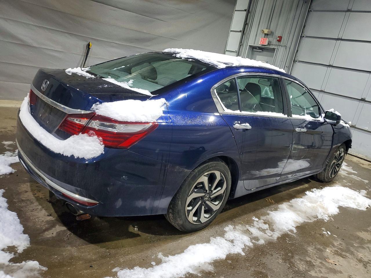 2016 HONDA ACCORD