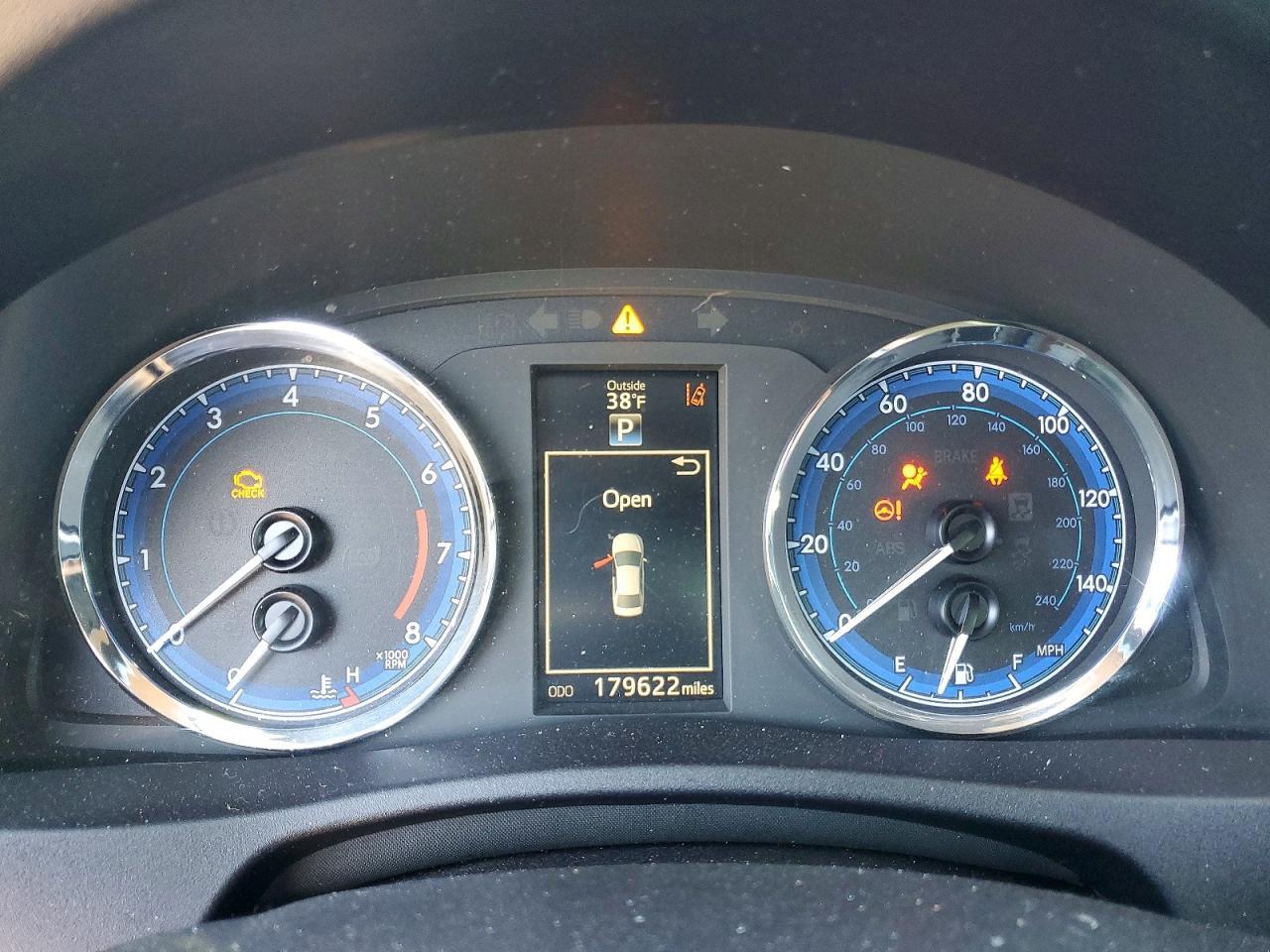 2017 TOYOTA COROLLA