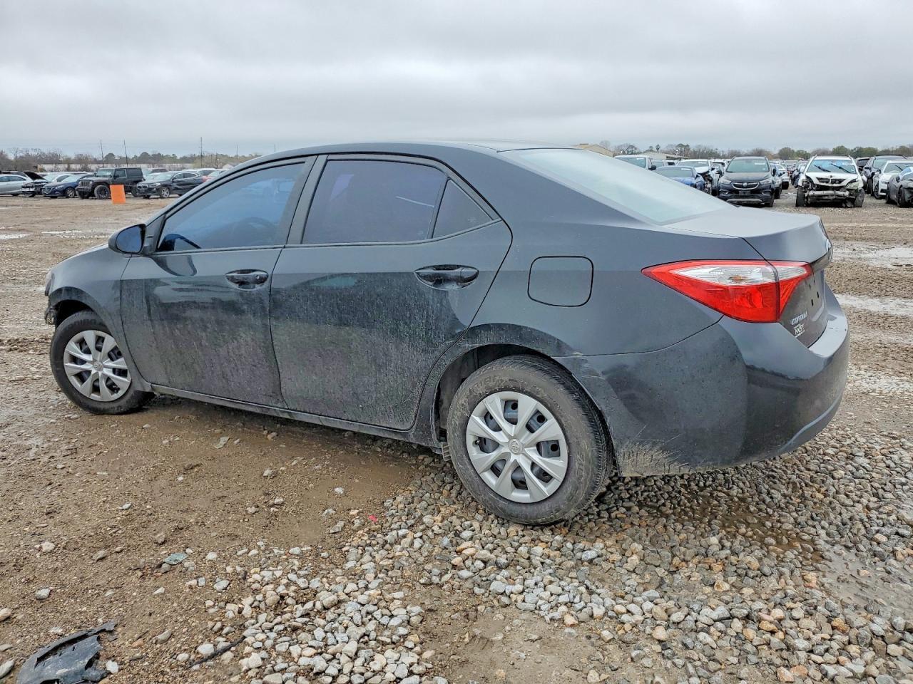 2015 TOYOTA COROLLA