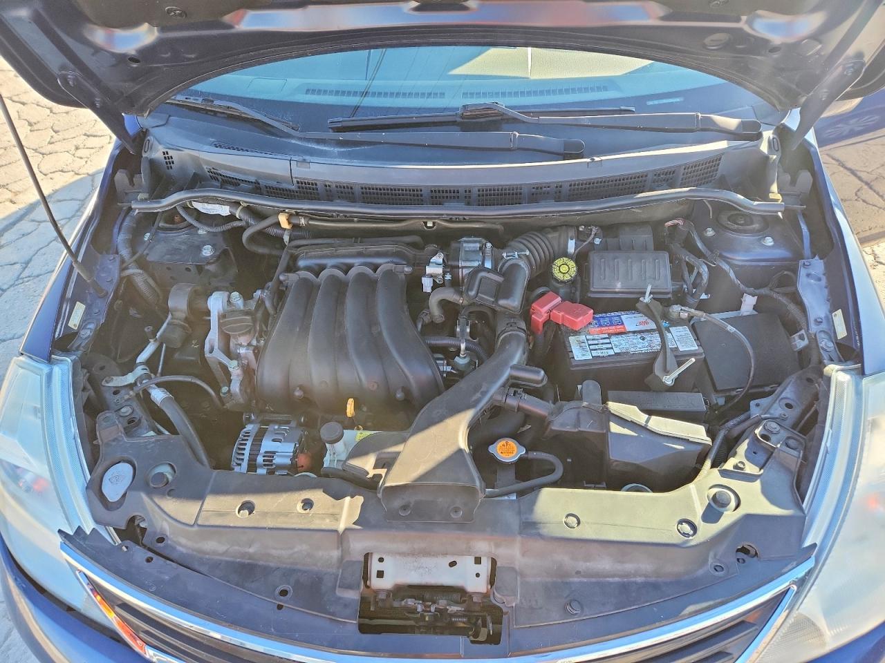 2012 NISSAN VERSA