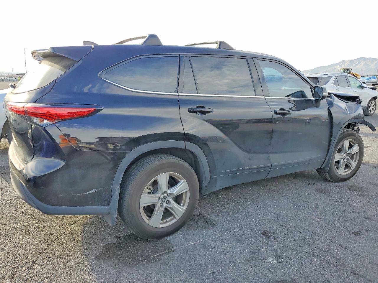 2021 TOYOTA HIGHLANDER