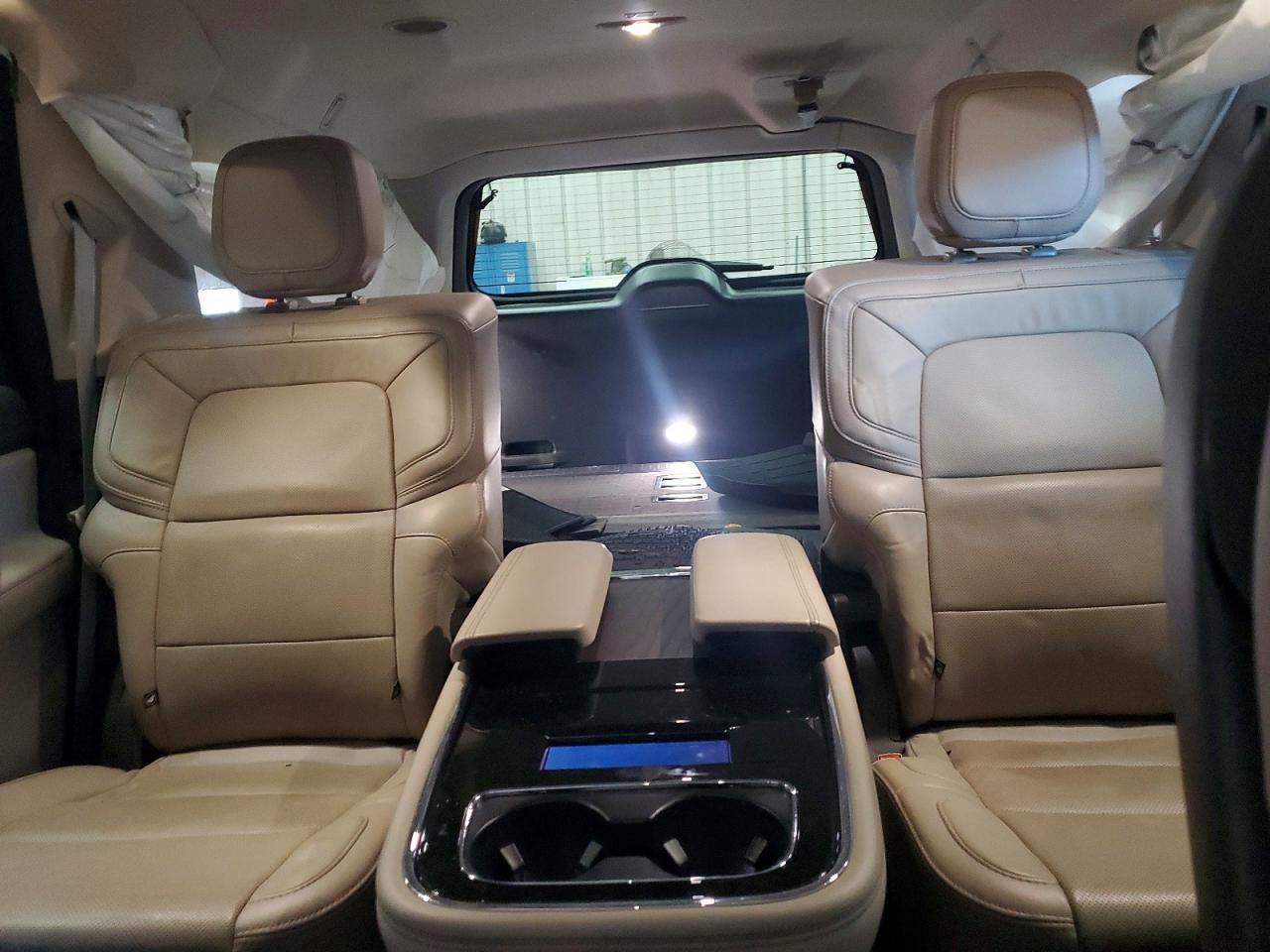2024 LINCOLN Navigator