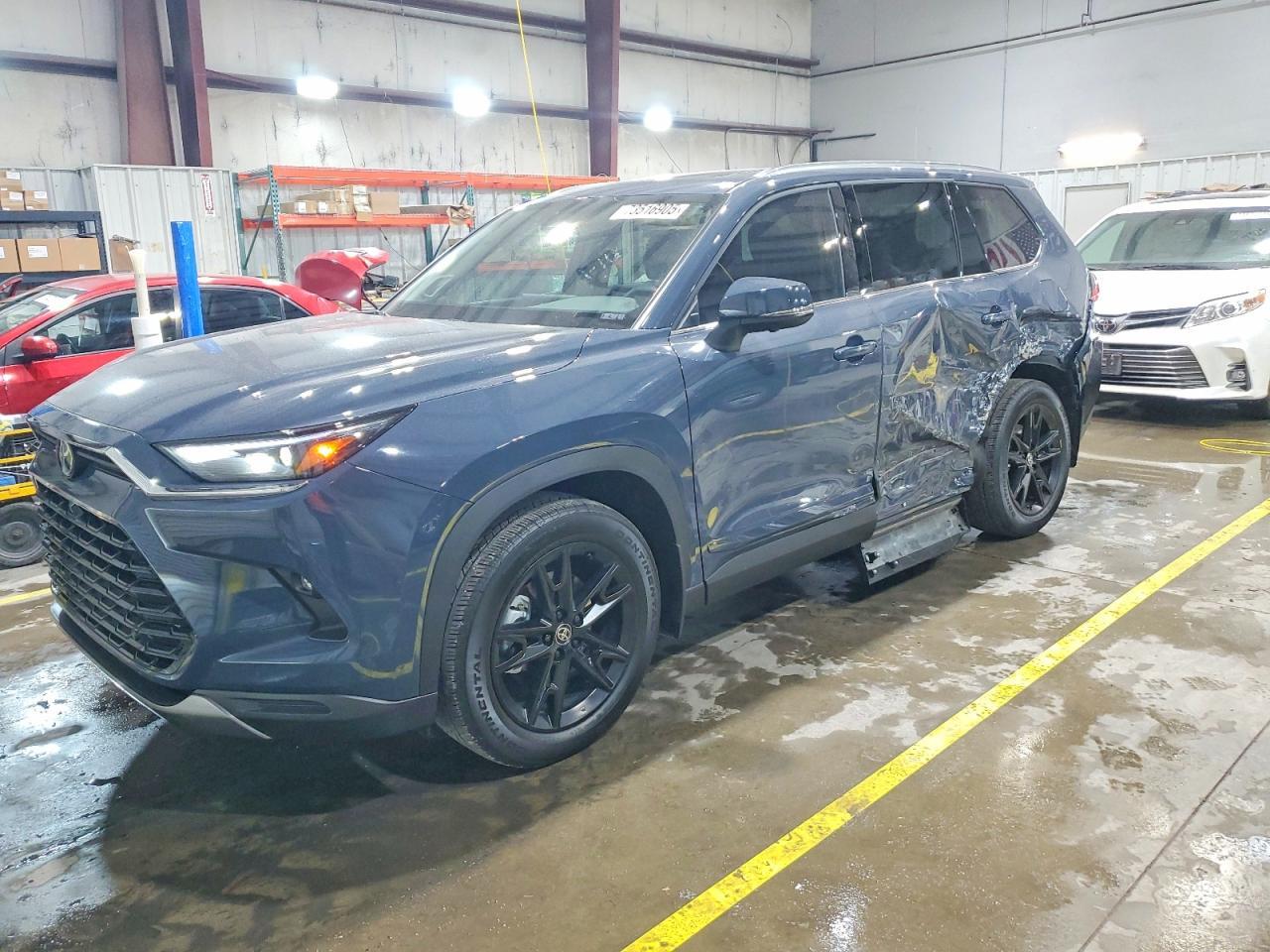 2026 TOYOTA HIGHLANDER