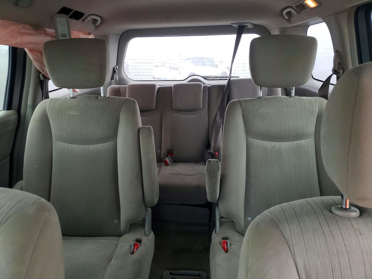 2015 NISSAN Quest
