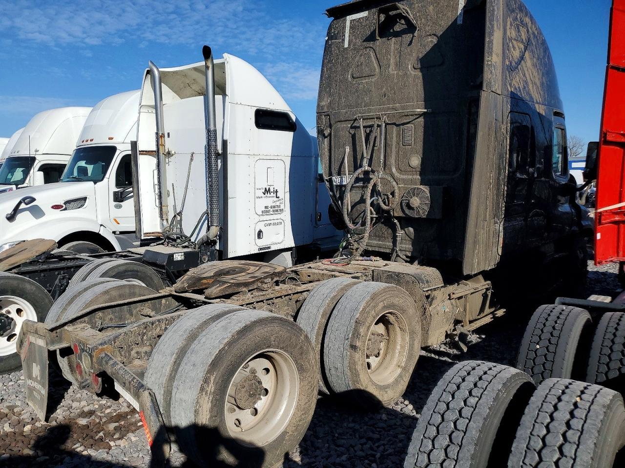 2016 FREIGHTLINER CASCADIA 125