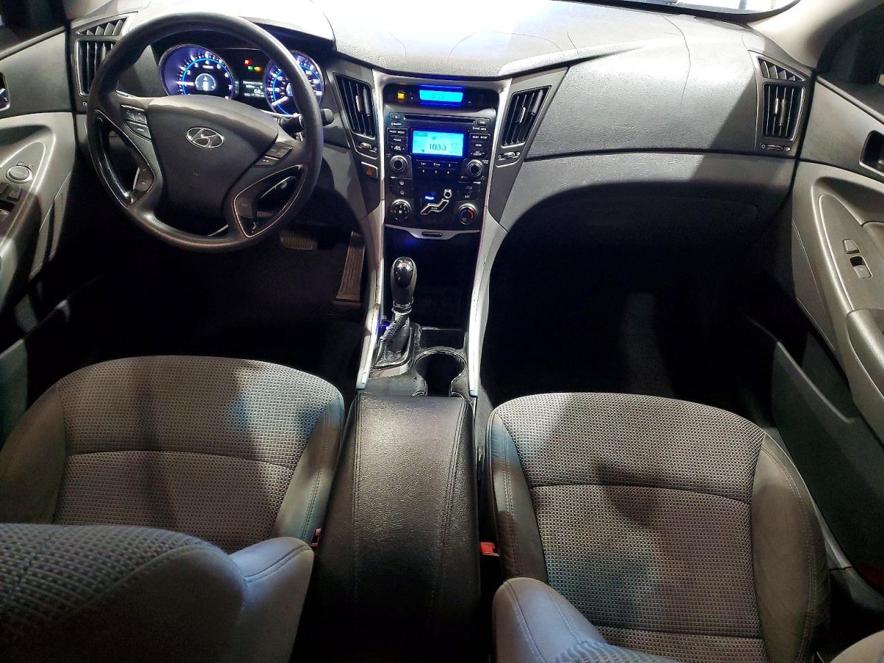 2012 HYUNDAI SONATA