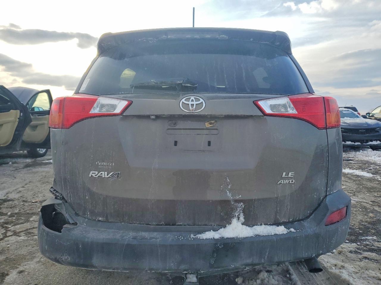 2015 TOYOTA RAV4