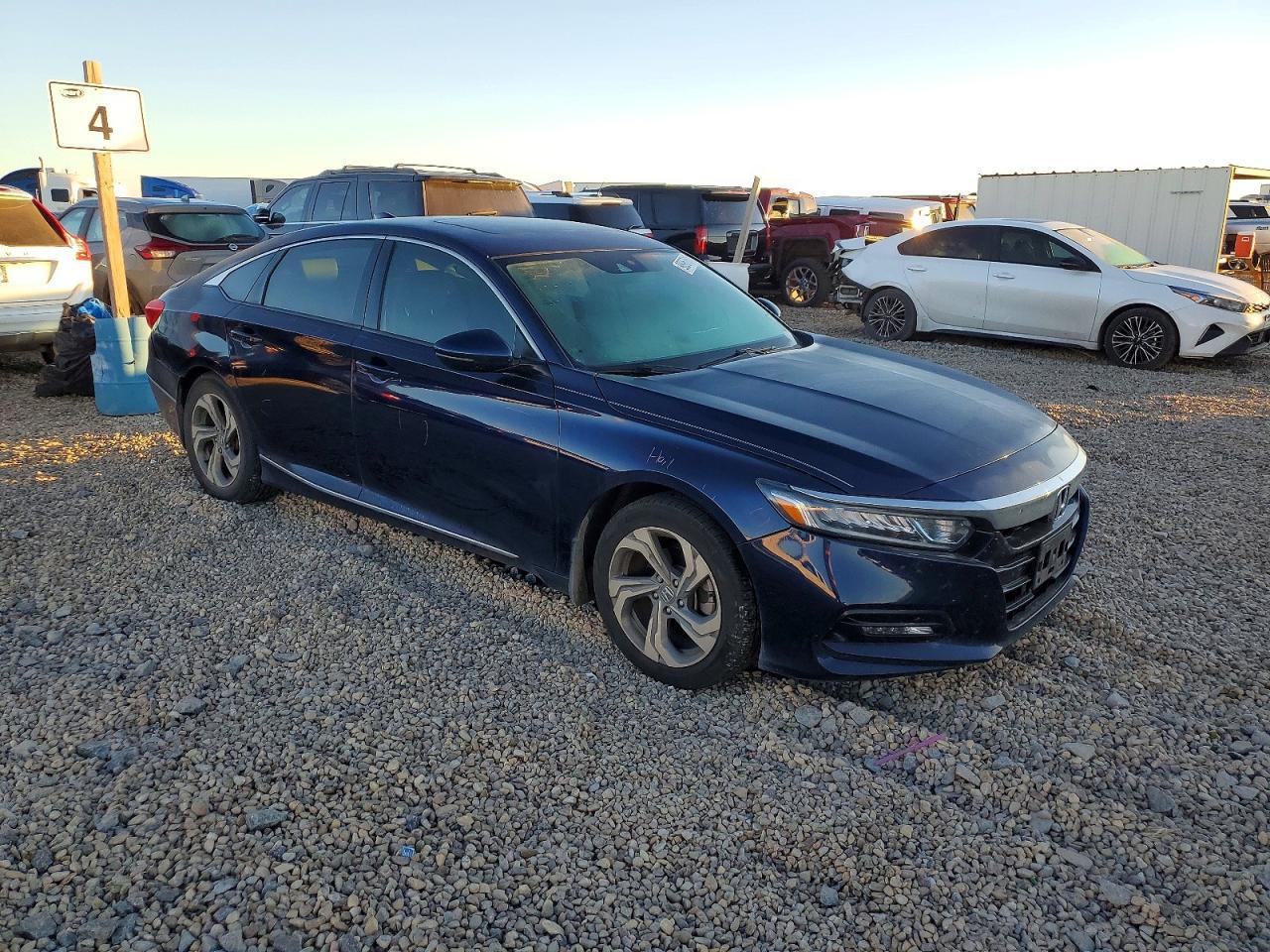2018 HONDA ACCORD