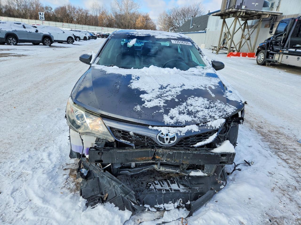 2012 TOYOTA CAMRY