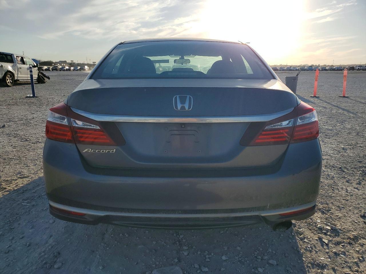 2017 HONDA ACCORD