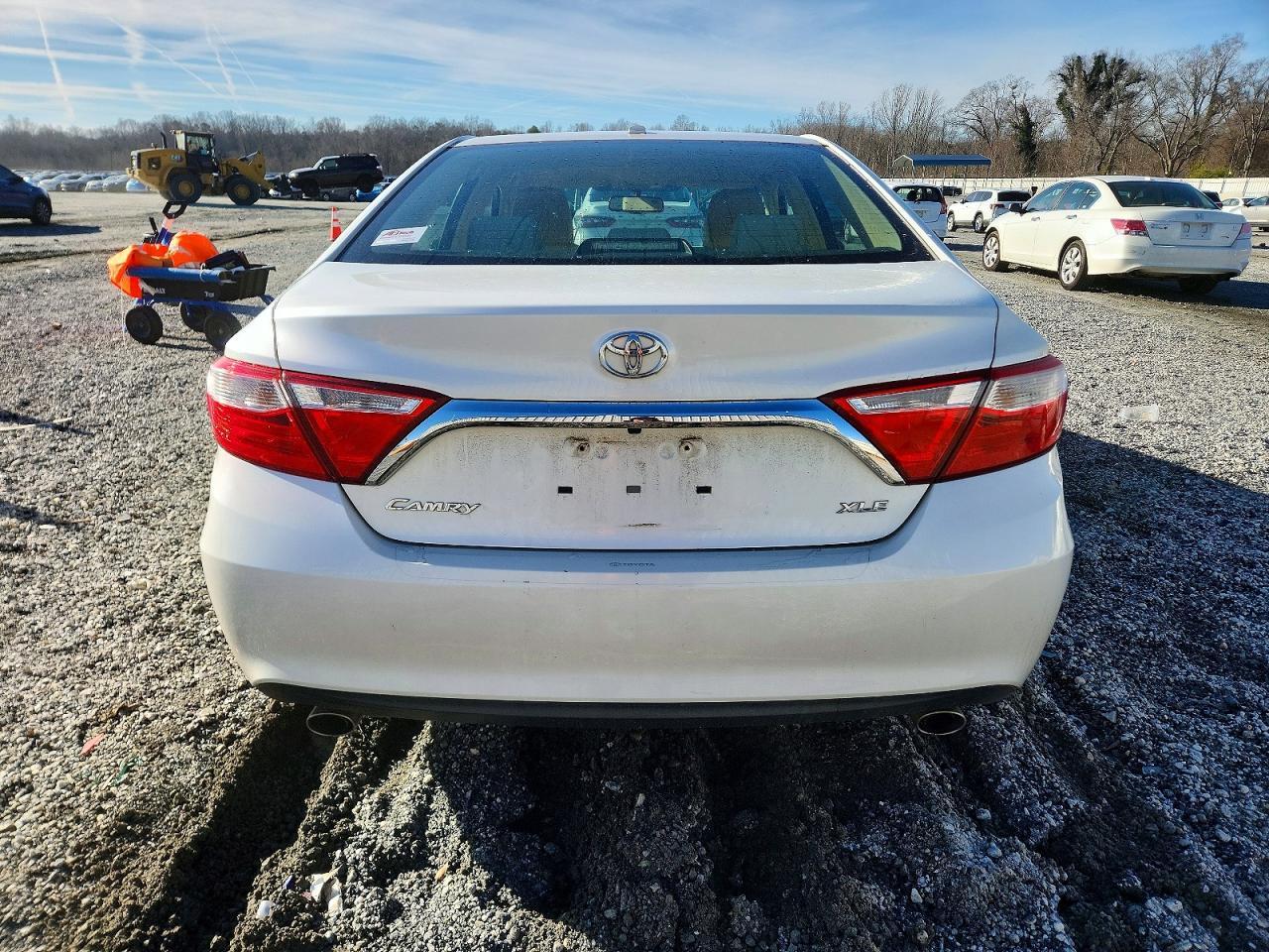 2015 TOYOTA CAMRY