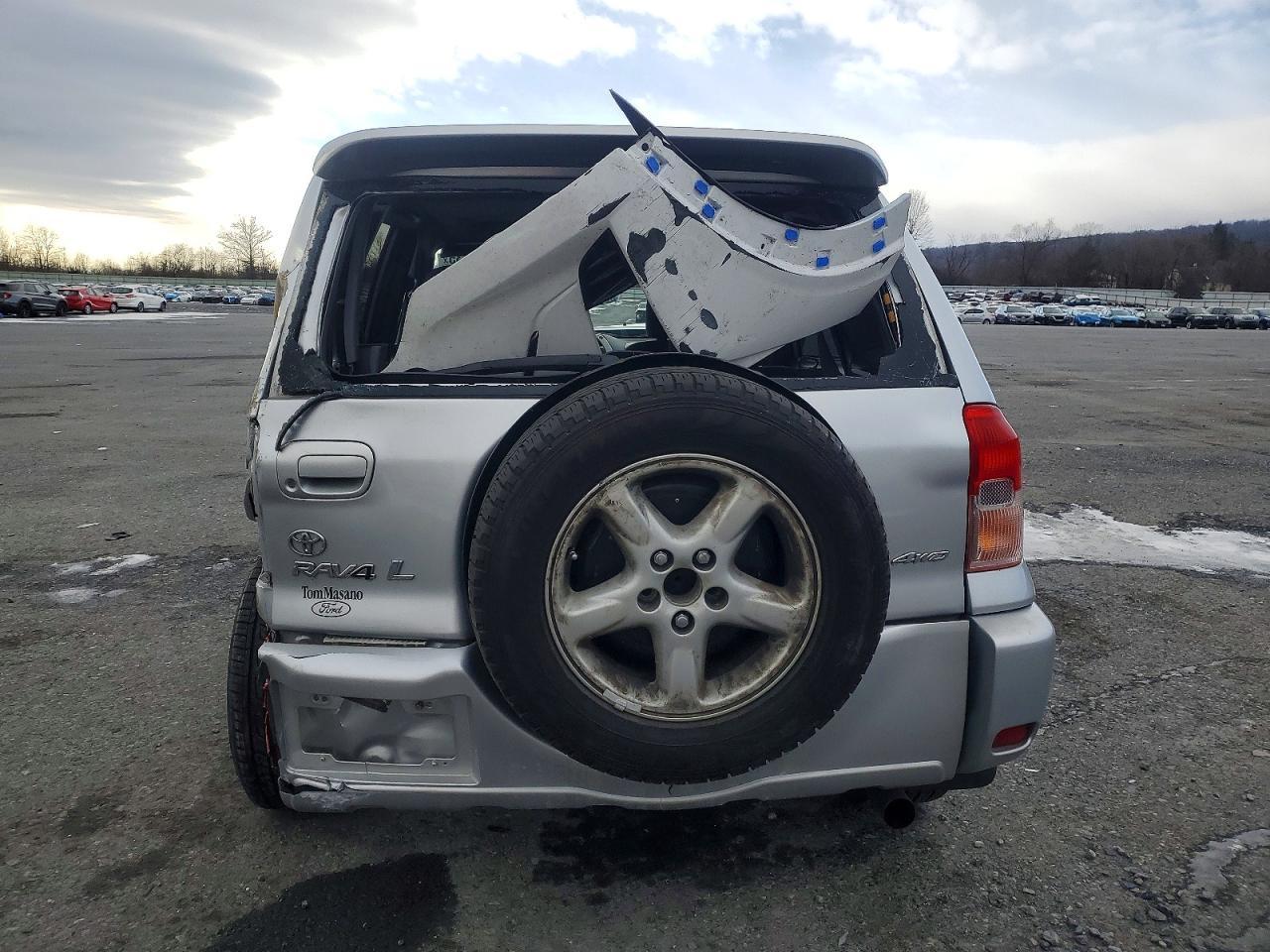 2003 TOYOTA RAV4