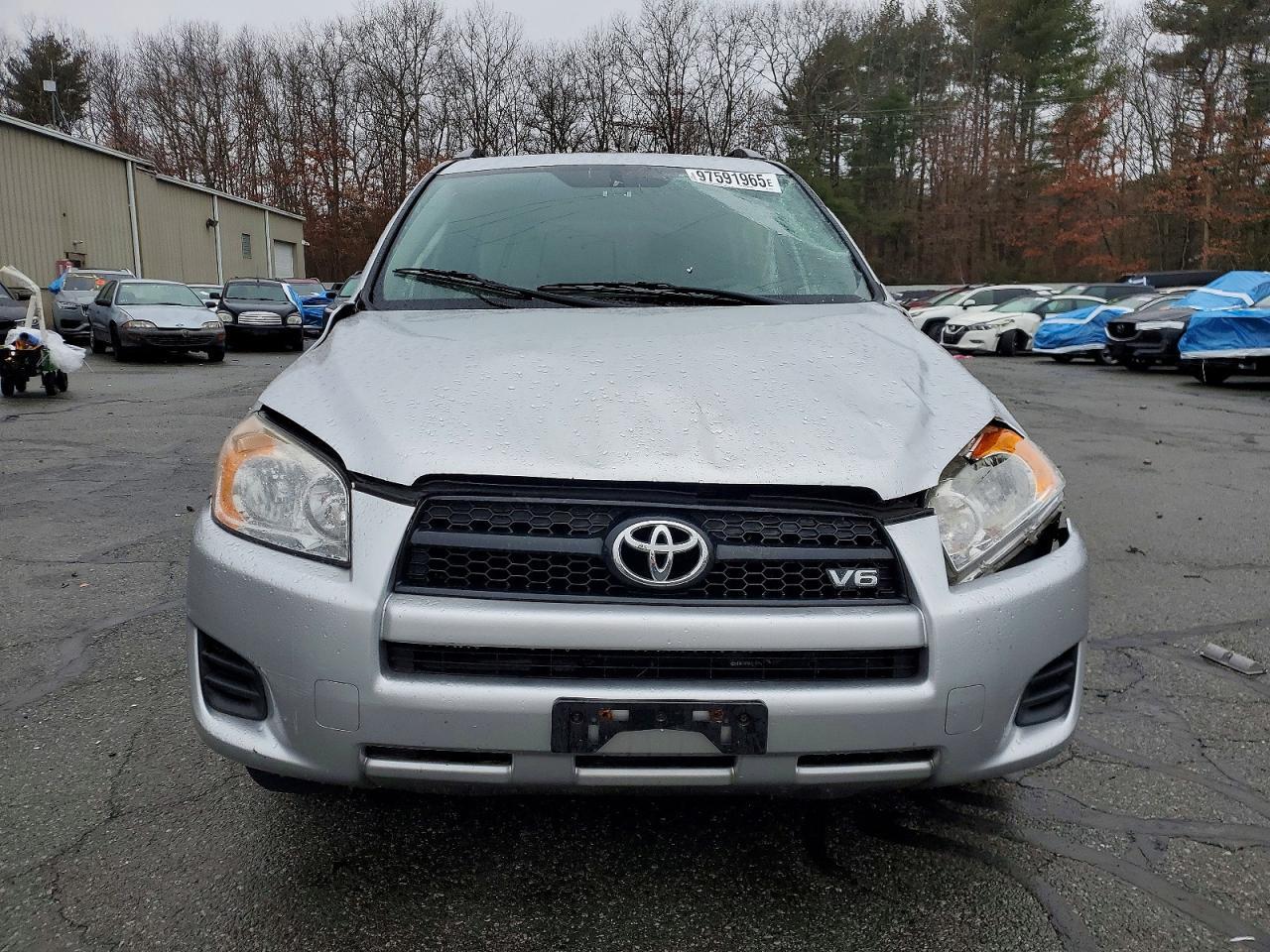 2011 TOYOTA RAV4