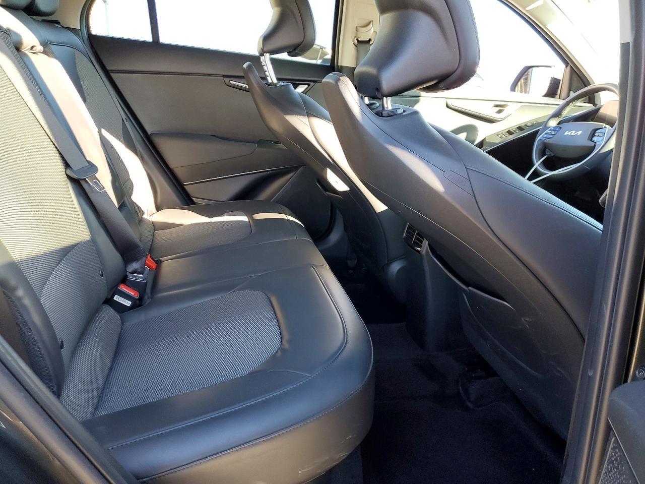 2024 KIA Niro