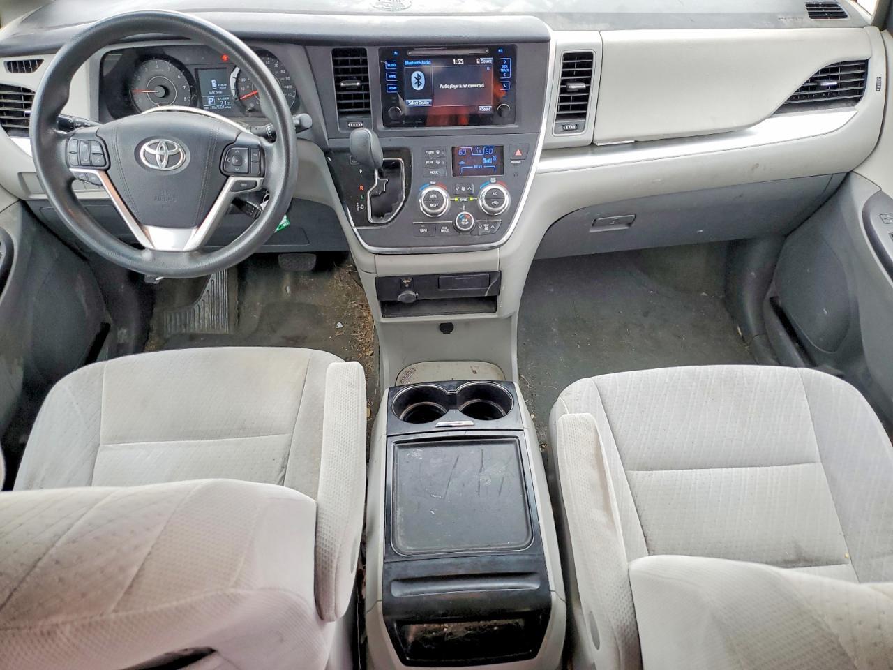 2016 TOYOTA SIENNA