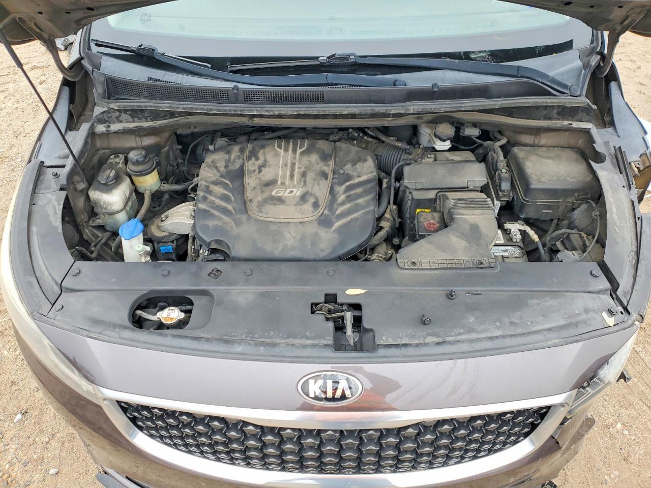 2016 KIA SEDONA