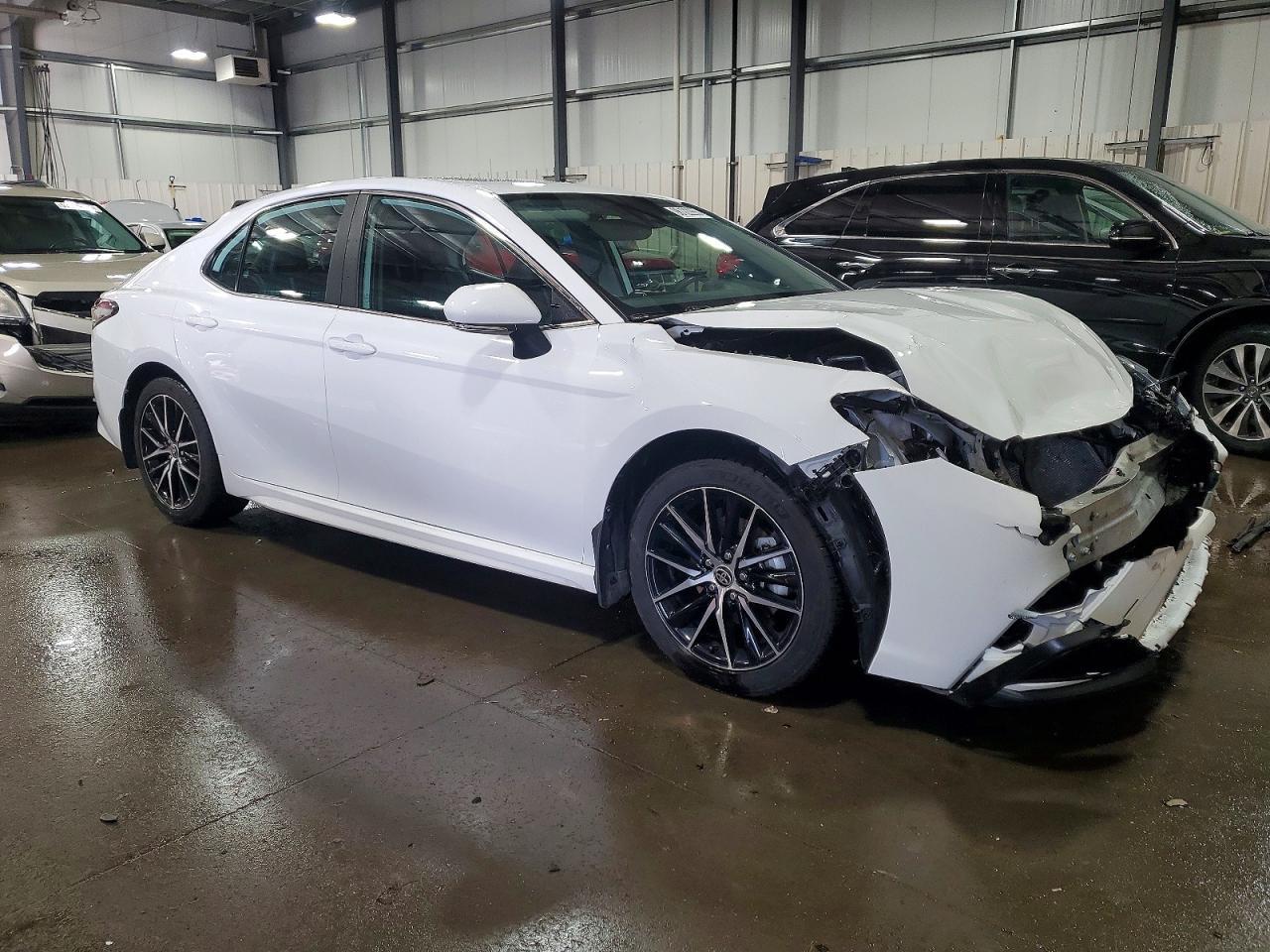 2022 TOYOTA CAMRY