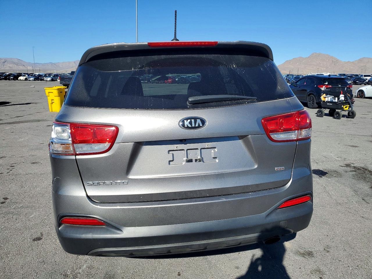 2016 KIA SORENTO
