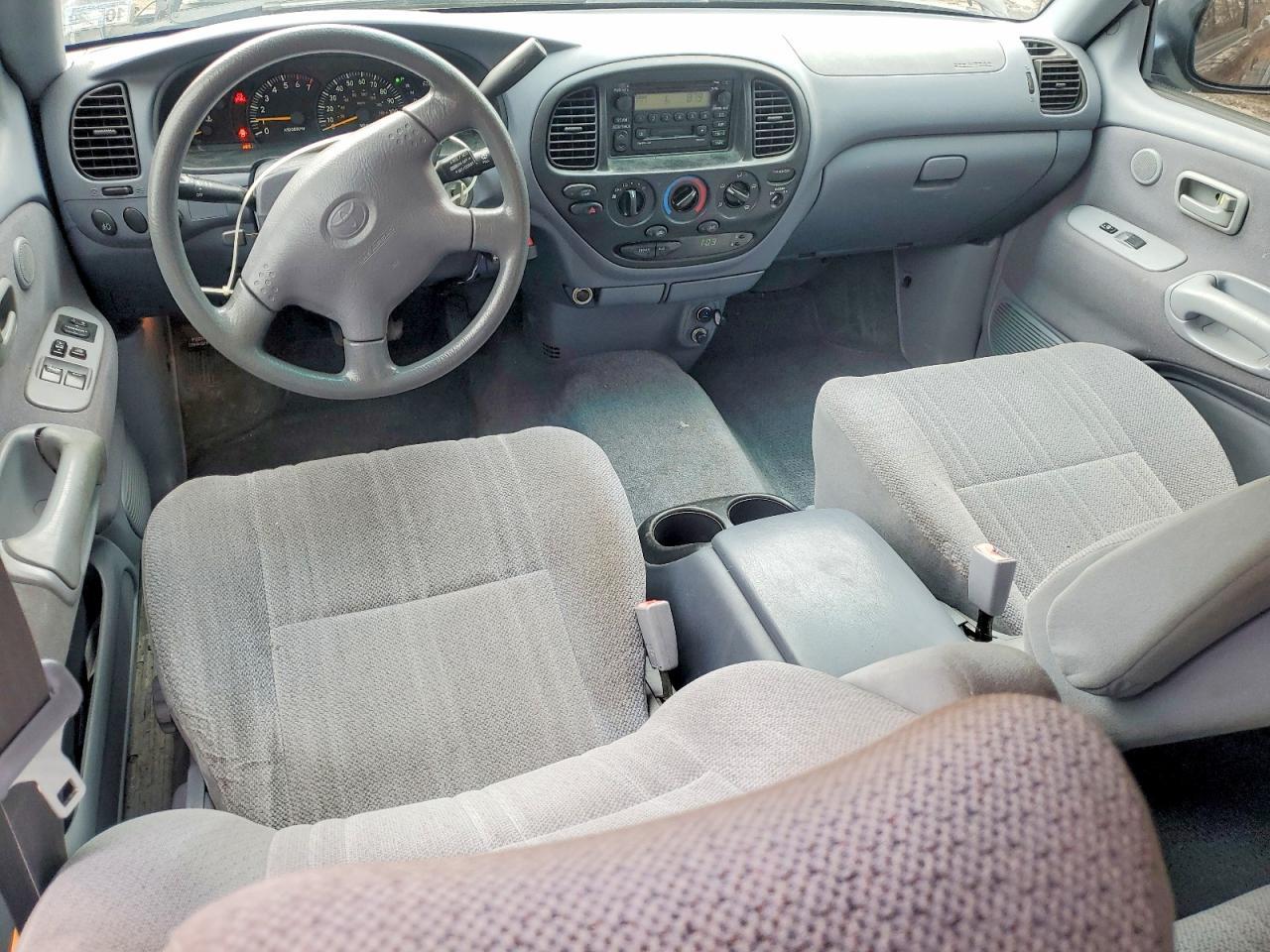 2002 TOYOTA TUNDRA