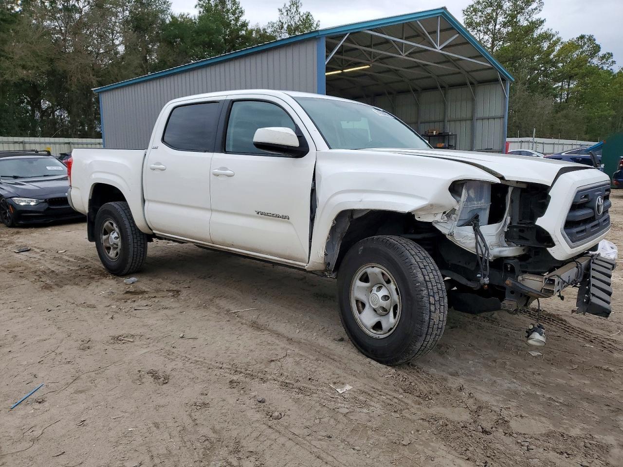 2016 TOYOTA TACOMA