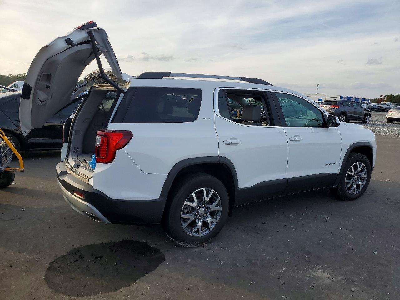 2023 GMC ACADIA
