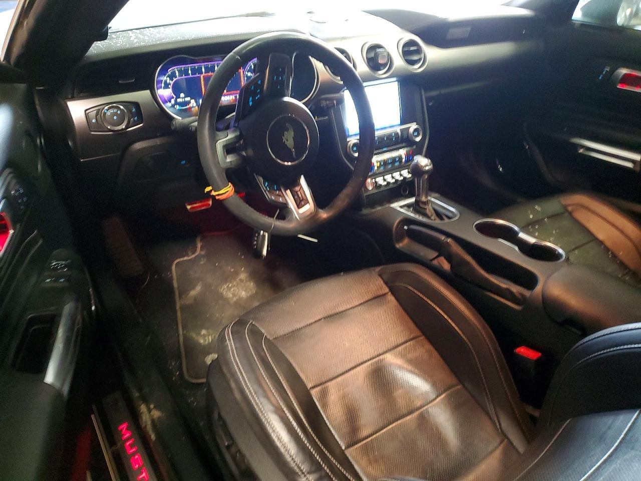 2022 FORD MUSTANG