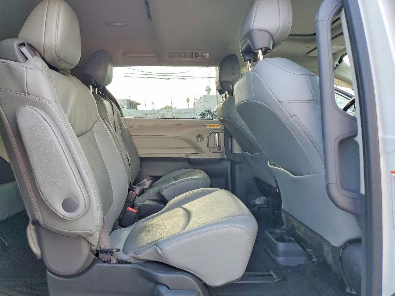 2024 TOYOTA SIENNA