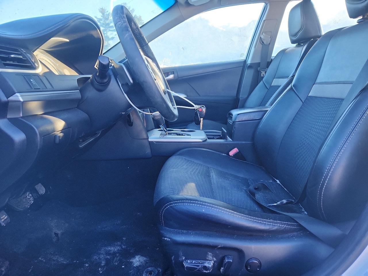 2012 TOYOTA CAMRY