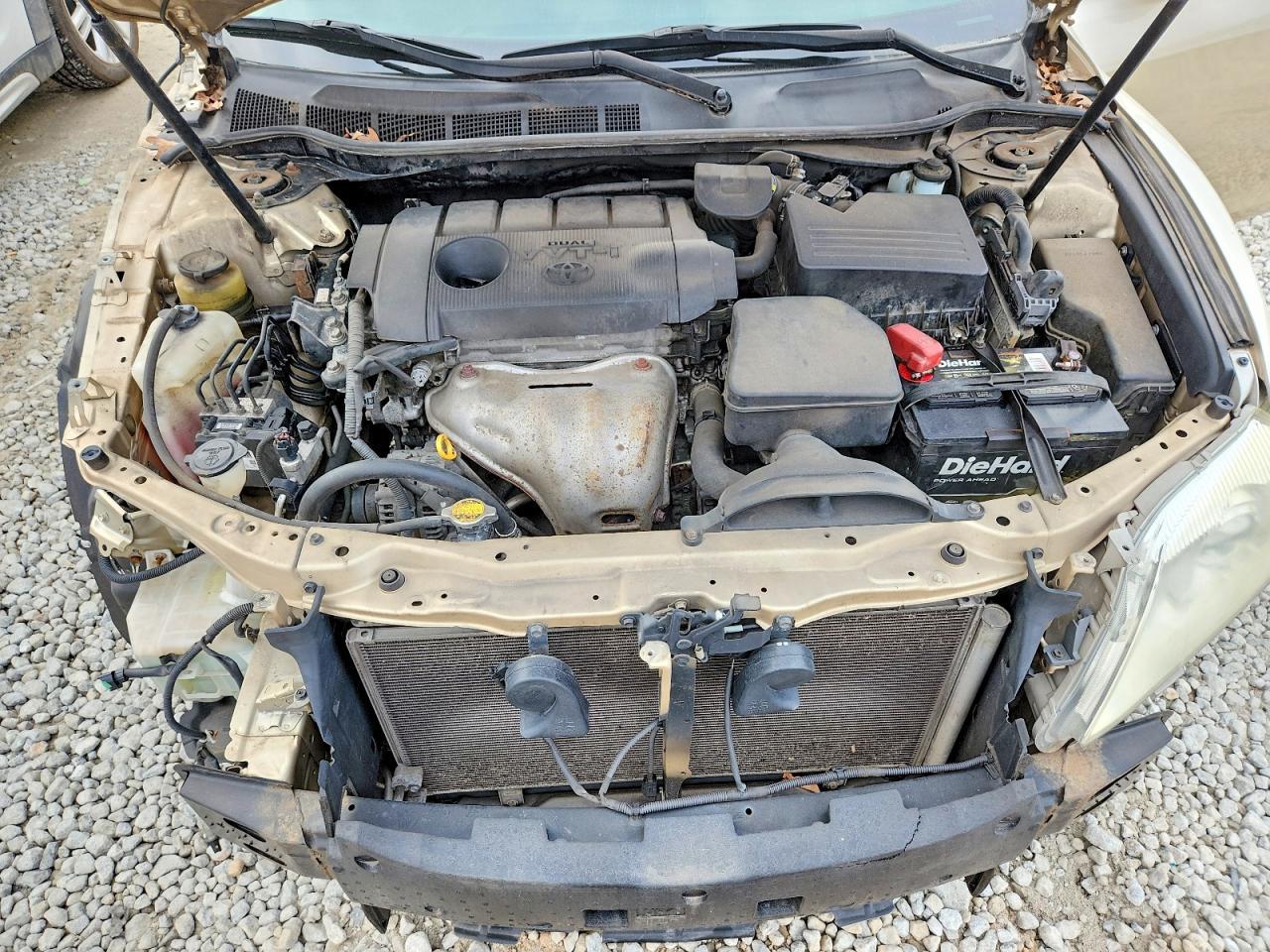 2011 TOYOTA CAMRY