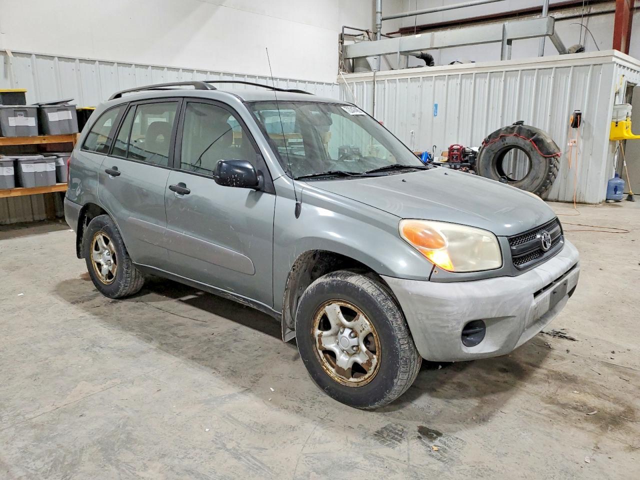 2004 TOYOTA RAV4