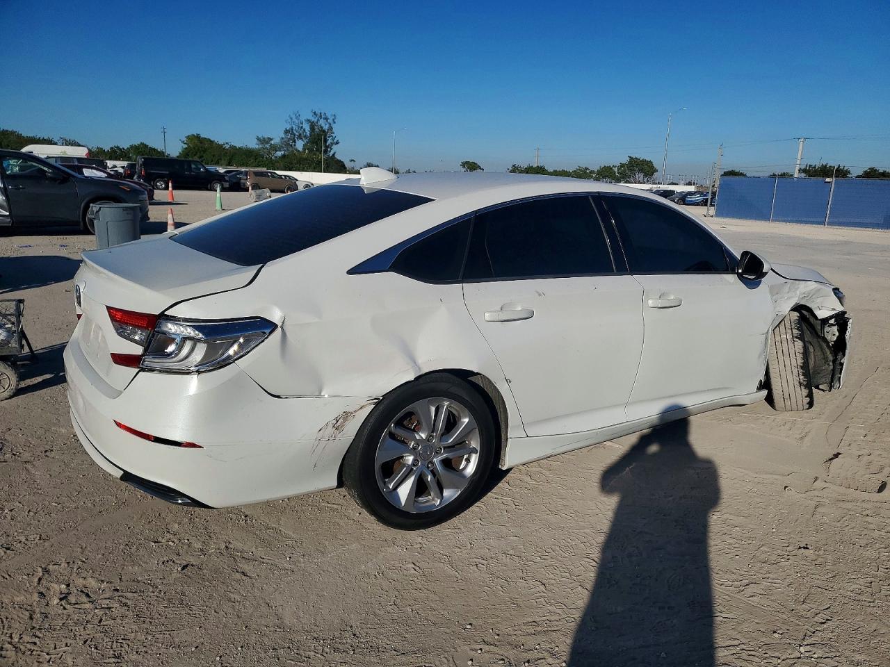 2018 HONDA ACCORD
