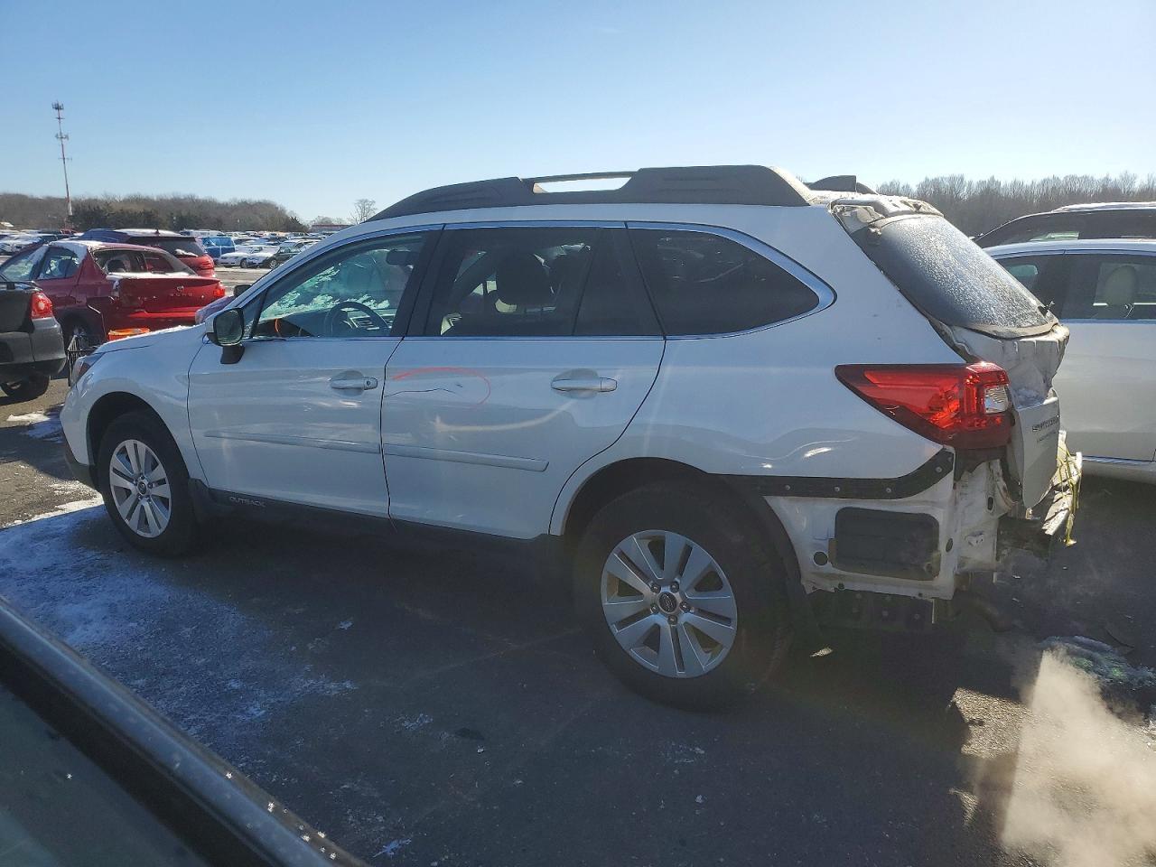 2018 SUBARU Outback