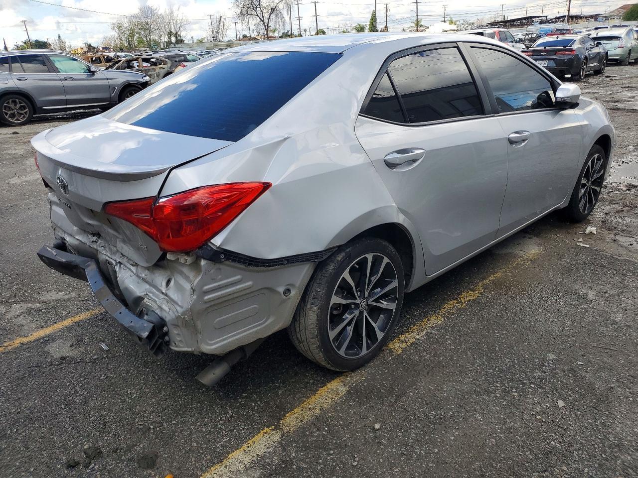 2017 TOYOTA COROLLA