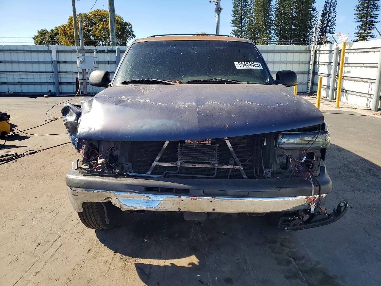 2003 CHEVROLET Tahoe