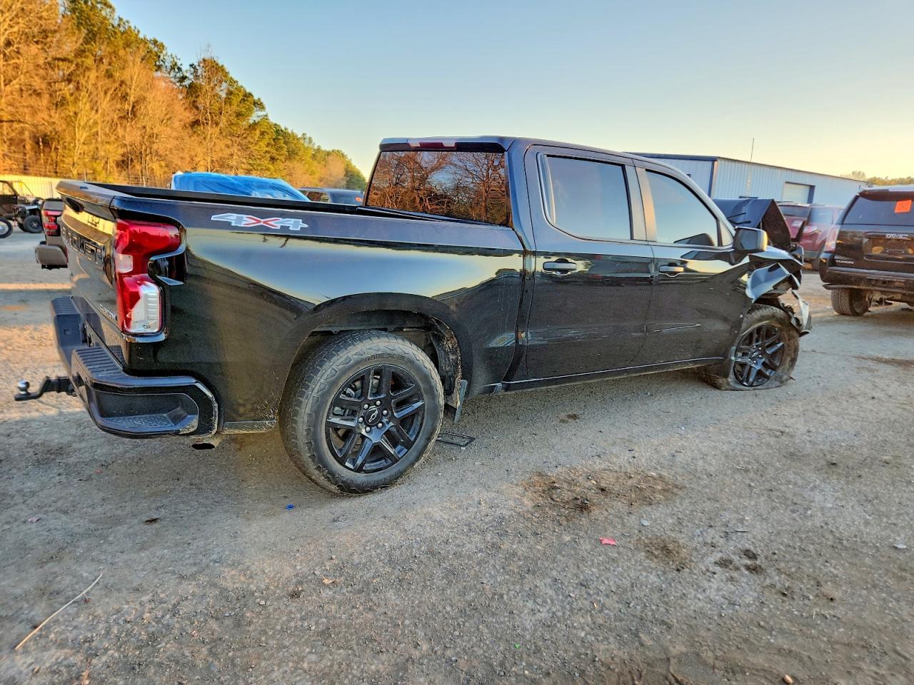 2023 CHEVROLET Silverado