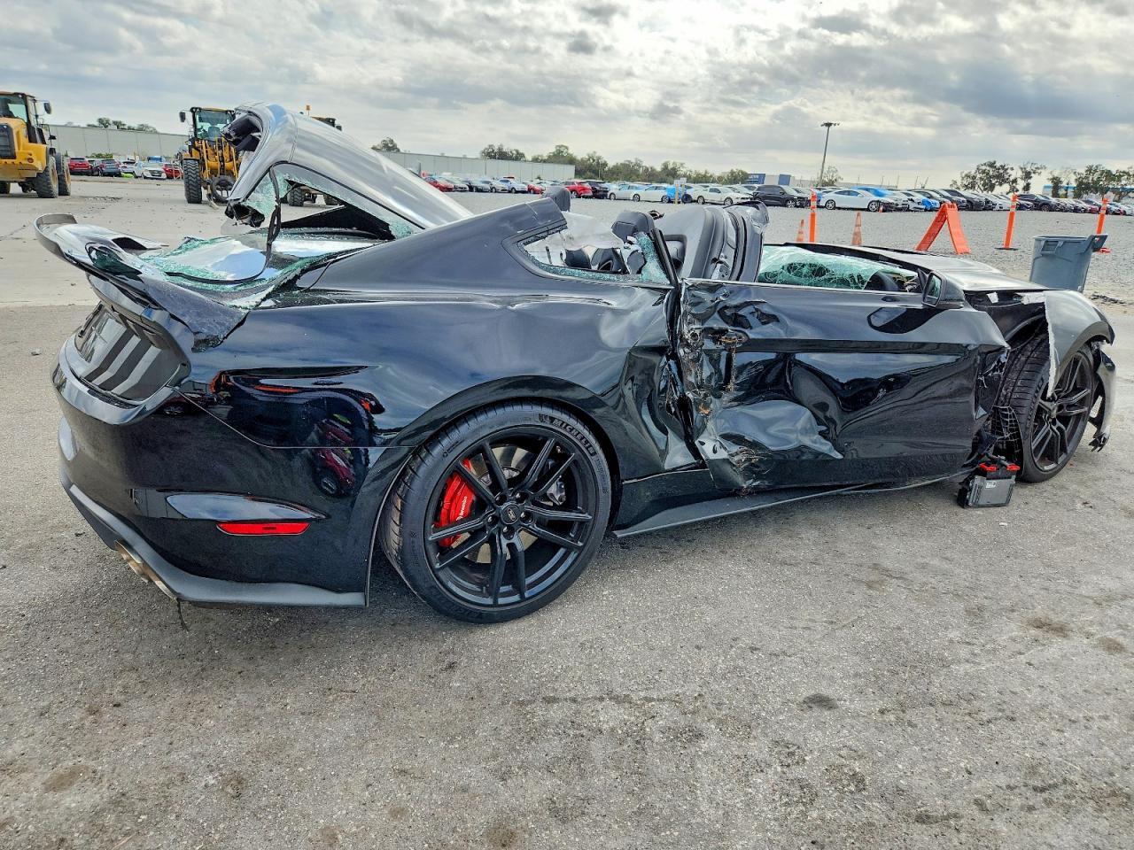 2022 FORD MUSTANG