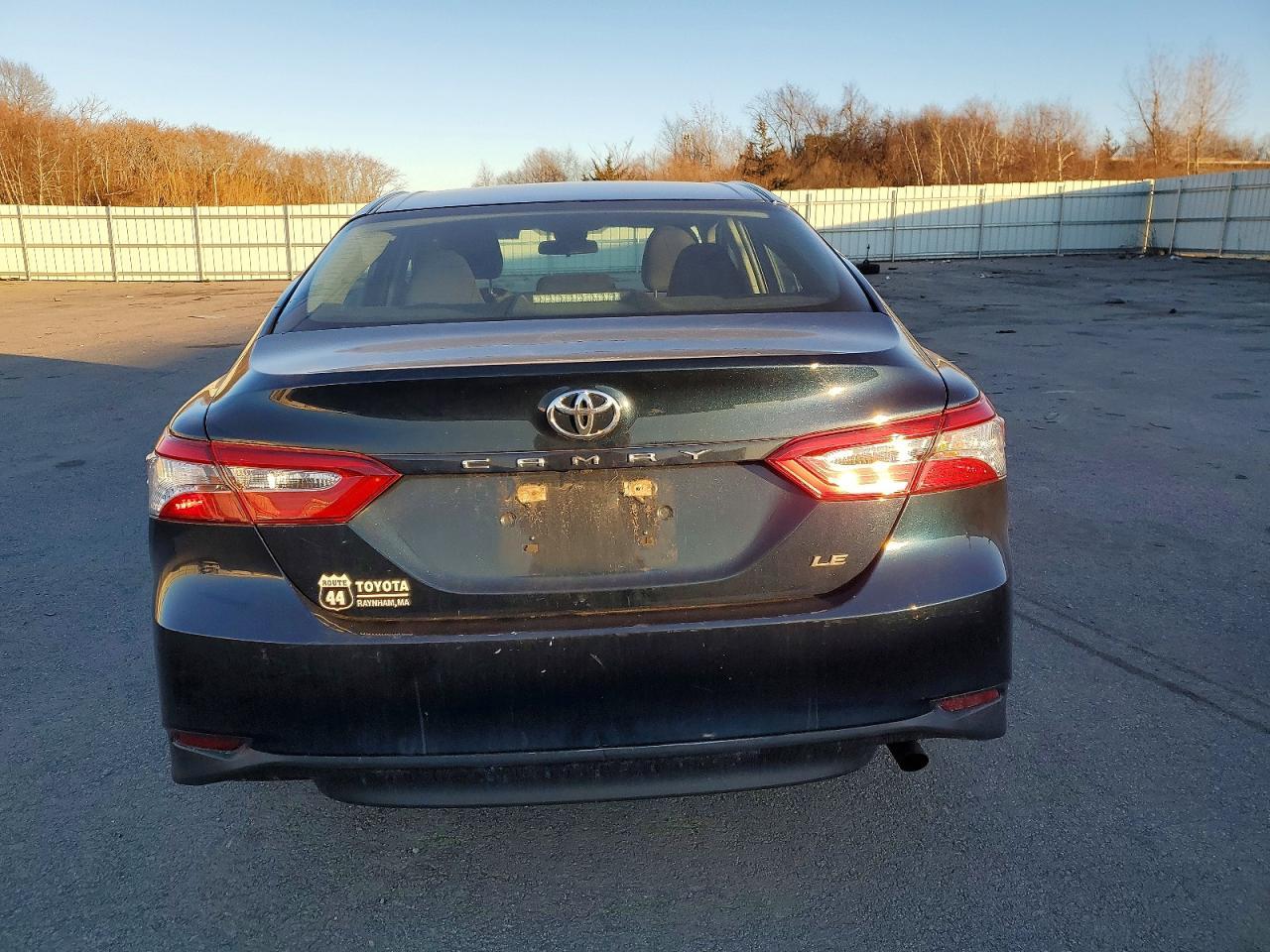 2018 TOYOTA CAMRY