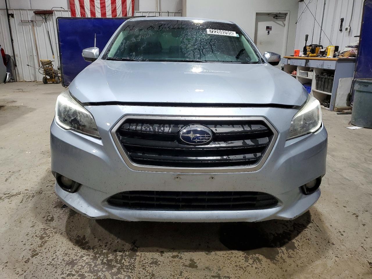 2017 SUBARU Legacy