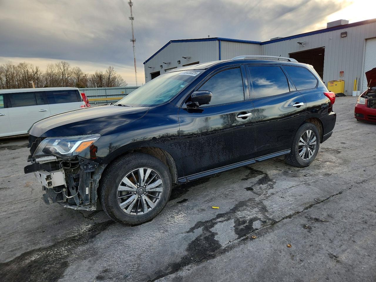 2018 NISSAN PATHFINDER
