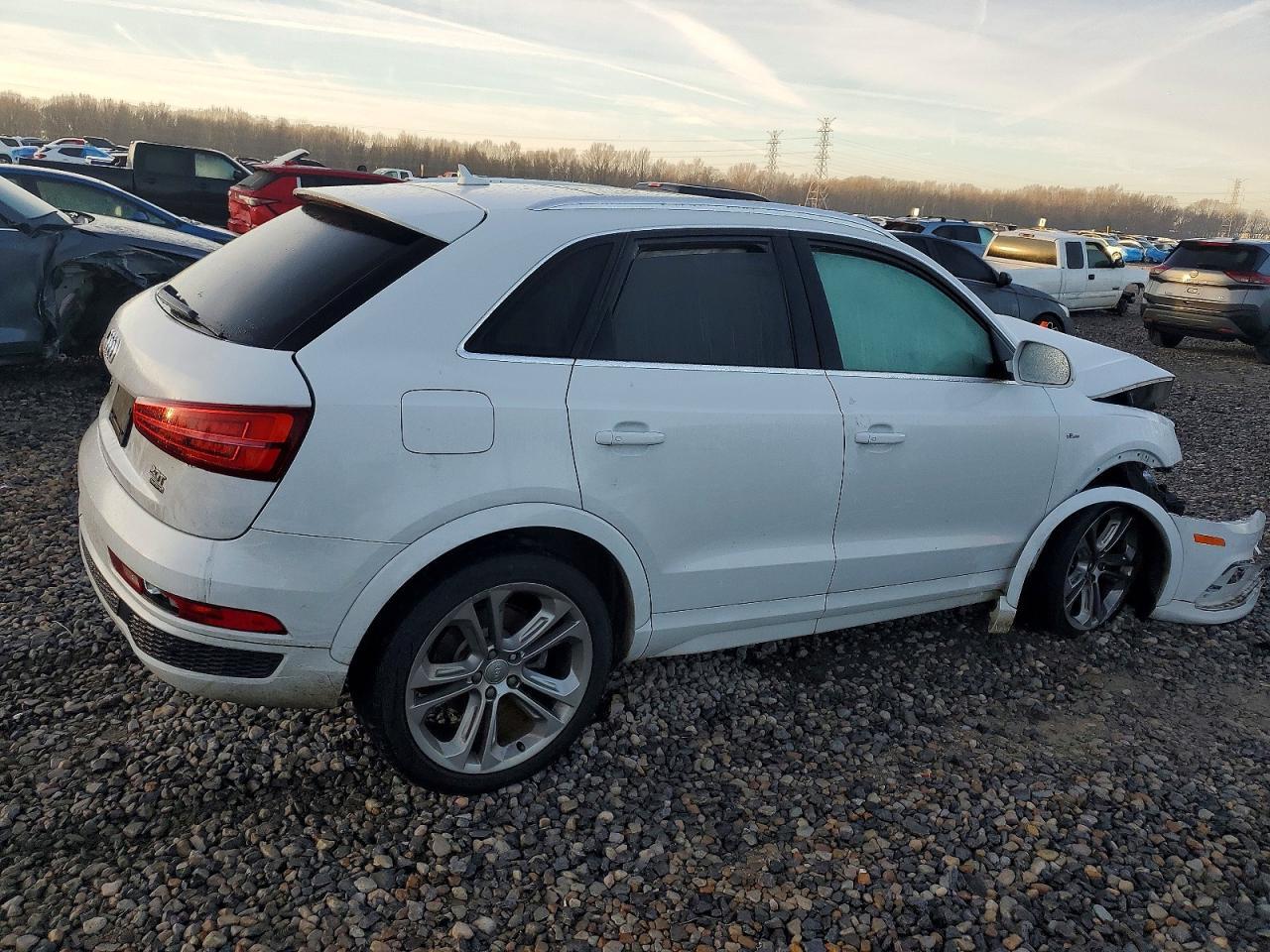 2017 AUDI Q3