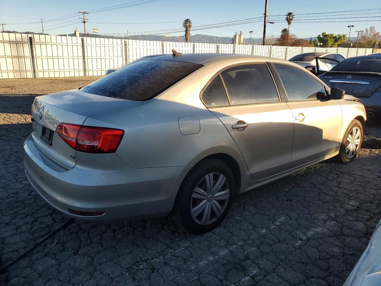 2015 VOLKSWAGEN JETTA