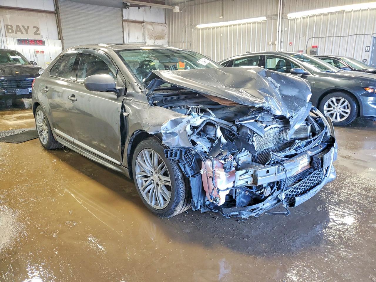 2012 SUZUKI Kizashi