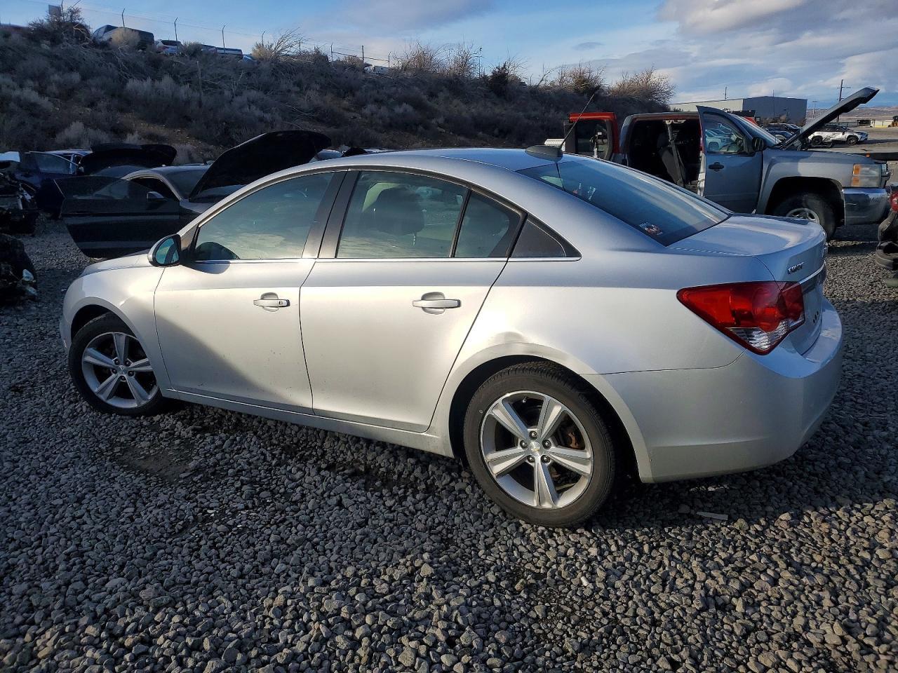 2015 CHEVROLET CRUZE