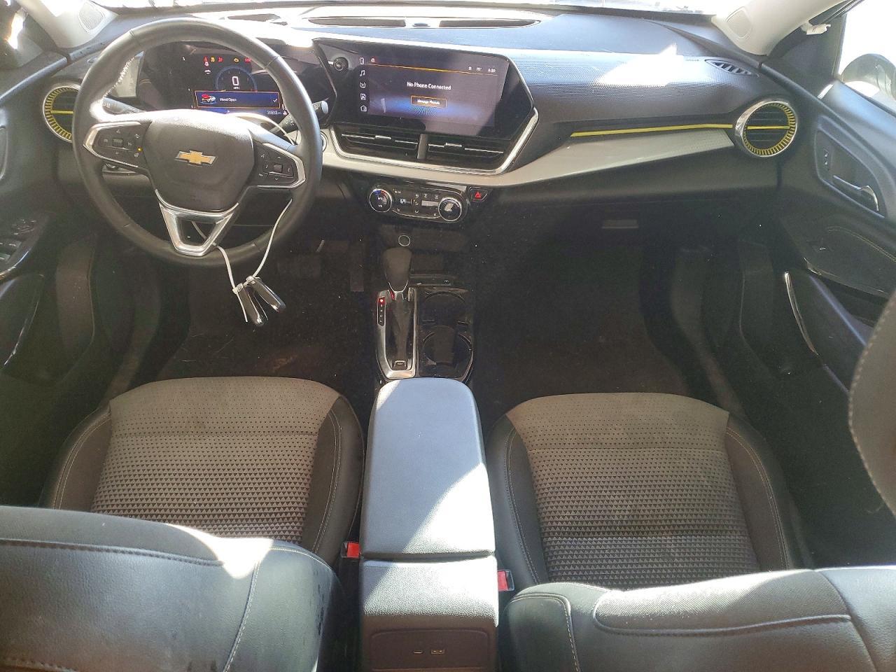 2025 CHEVROLET TRAX
