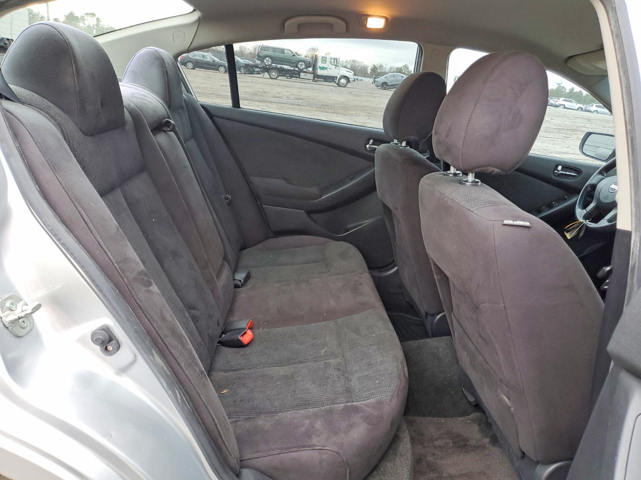 2012 NISSAN ALTIMA