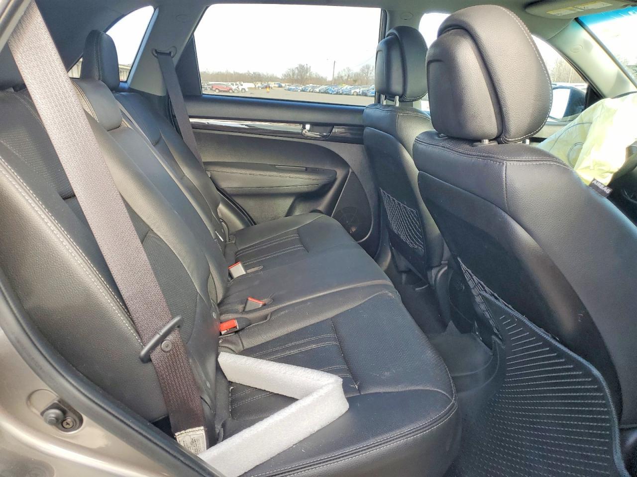 2013 KIA SORENTO